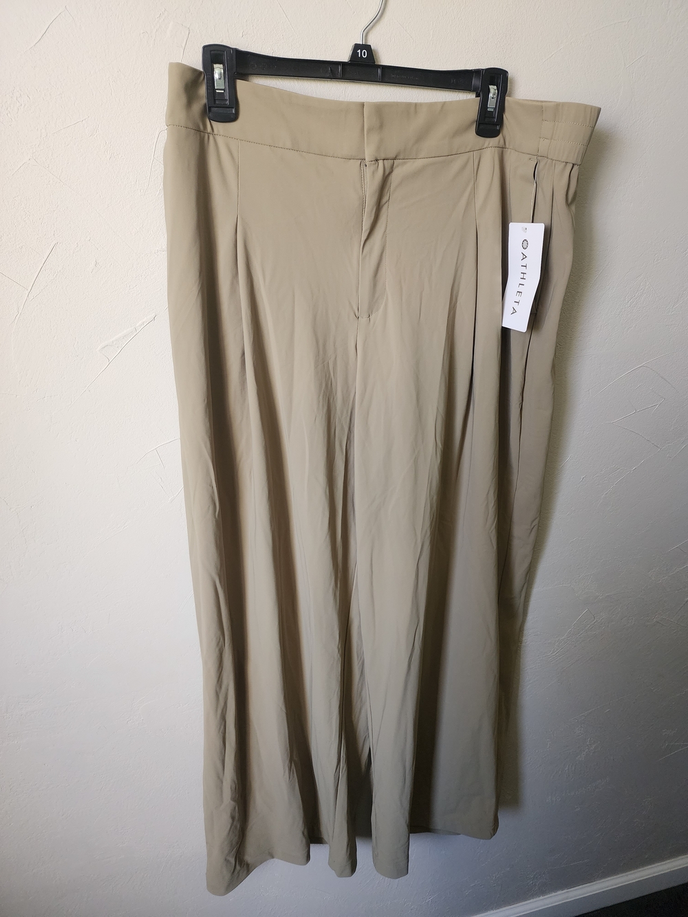 Athleta Womens Lightweight Tan Travel Pants Size 16